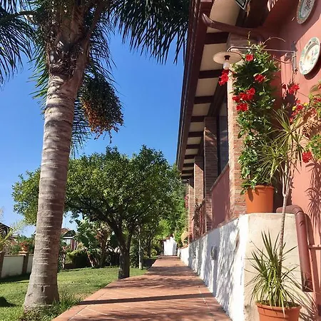 Vittoria Bed & Breakfast 4*