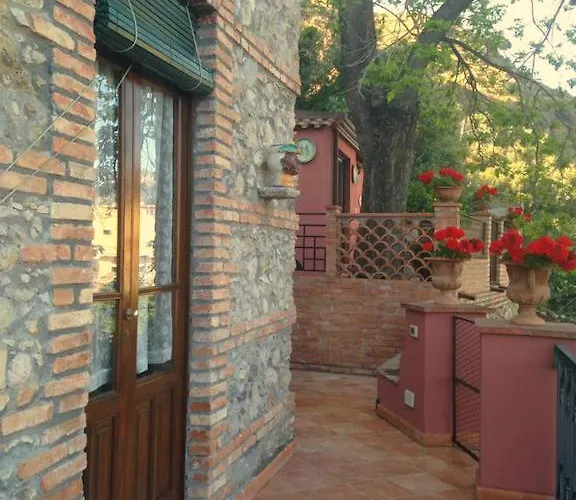 Vittoria Bed & Breakfast