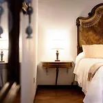 Vittoria Bed & Breakfast