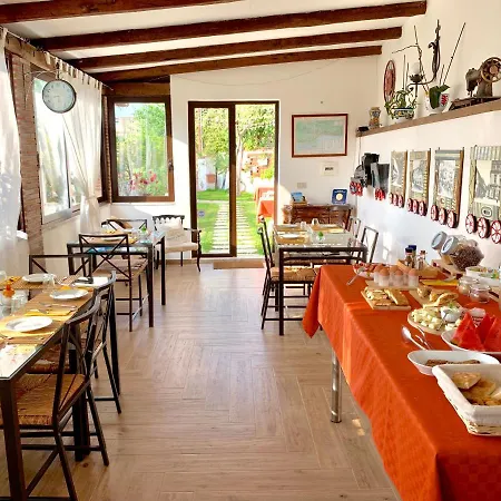 Vittoria Giardini-Naxos